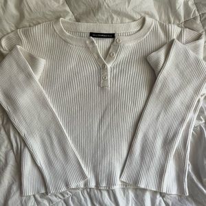 White brandy sweater